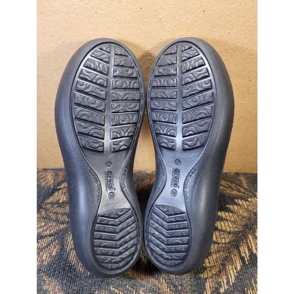 CROCS Womens Black Slingback Flats with Silver Rose Charm- Size 9 - Picture 5 of 10